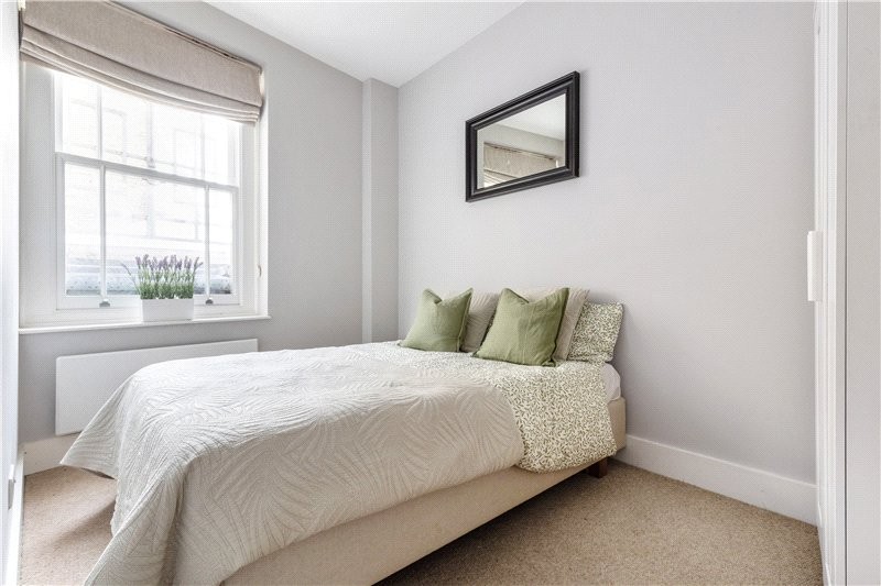 Kennington Road, London, SE11