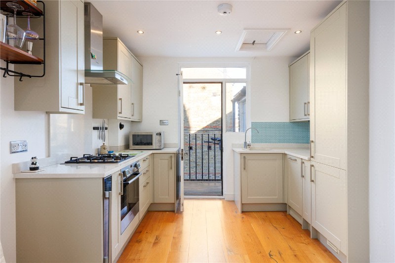 Smeaton Road, London, SW18