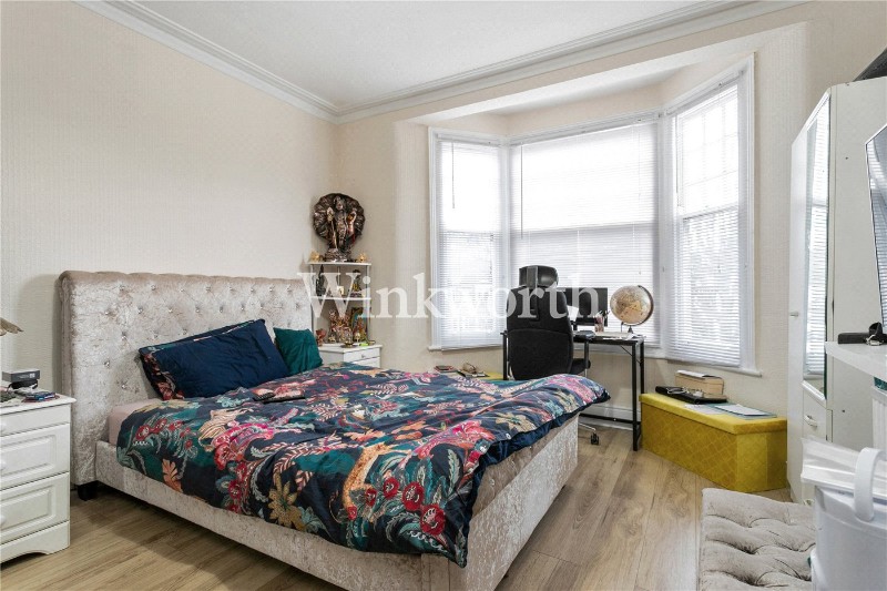 The Crest, London, N13