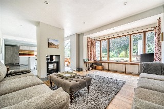 Tilford Road, Farnham, Surrey, GU9