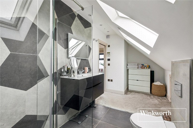 Beechwood Avenue, Finchley, London, N3