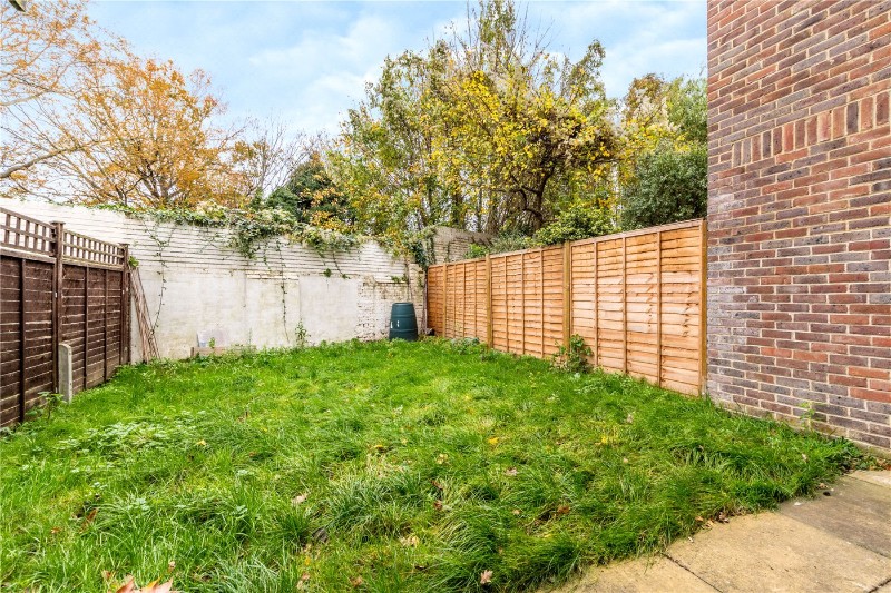 St Barnabas Close, East Dulwich, London, SE22