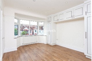 Elmcroft Crescent, London, NW11
