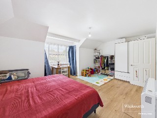 Ammanford Green, Ruthin Close, London, NW9