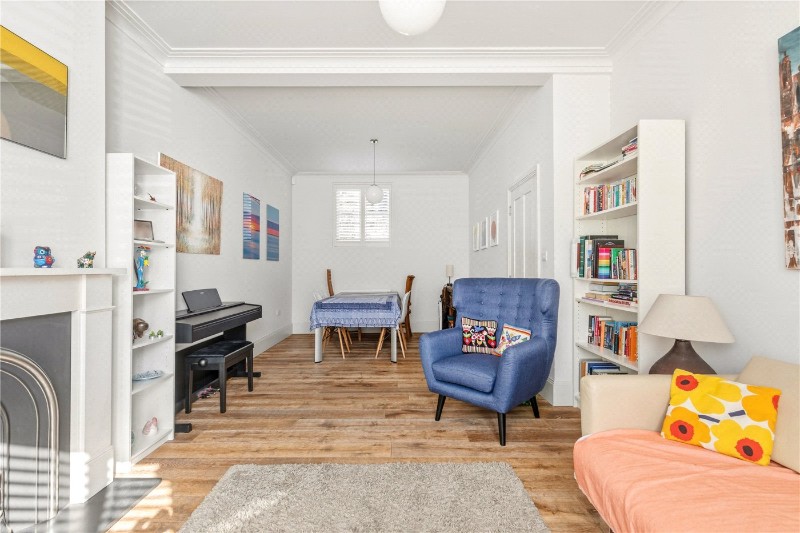 Highbury Hill, London, N5