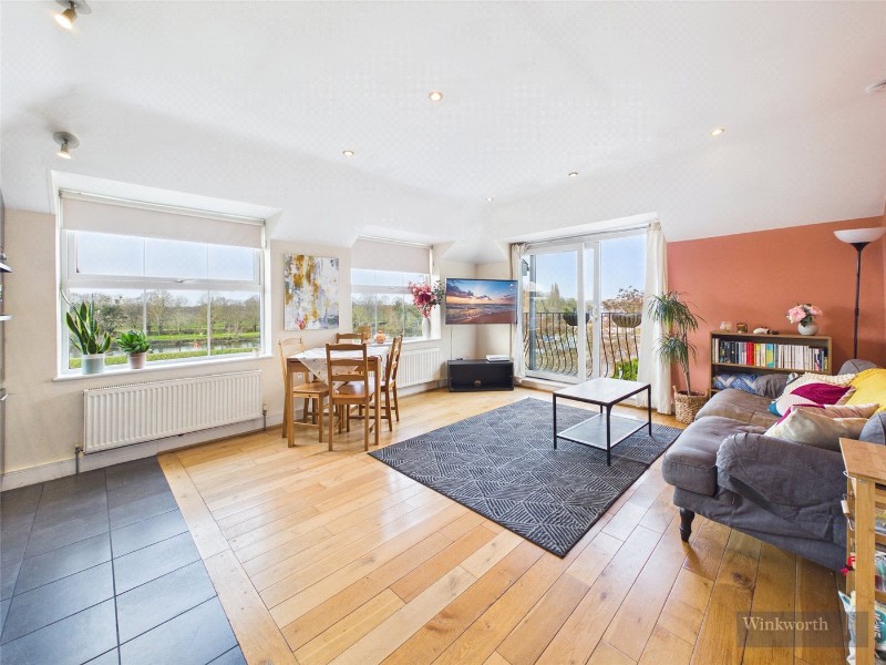 Portsmouth Road, Long Ditton, Surbiton, Surrey, KT6