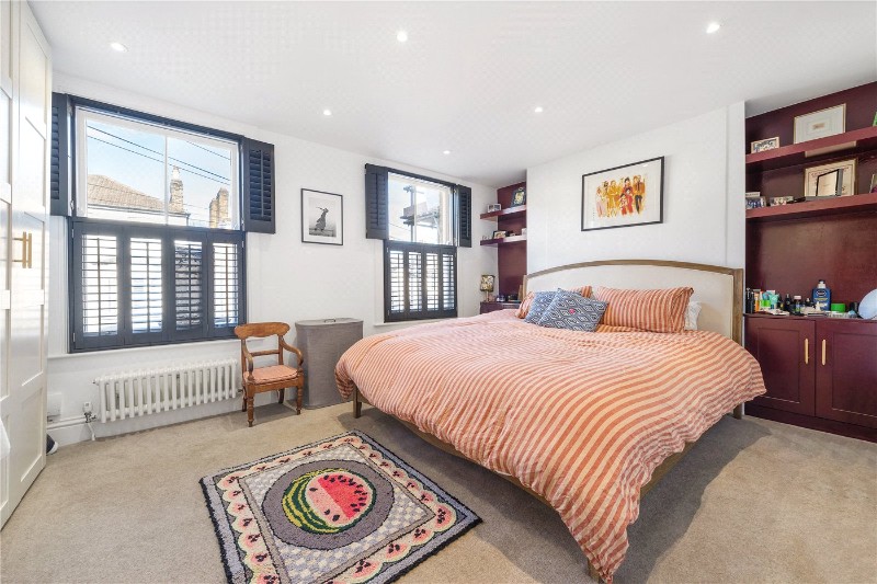 Henslowe Road, East Dulwich, London, SE22