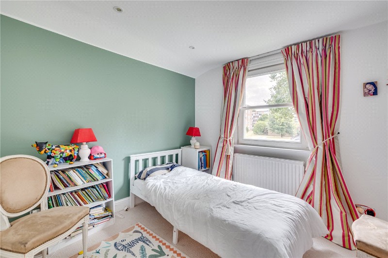 Burnthwaite Road, London, SW6