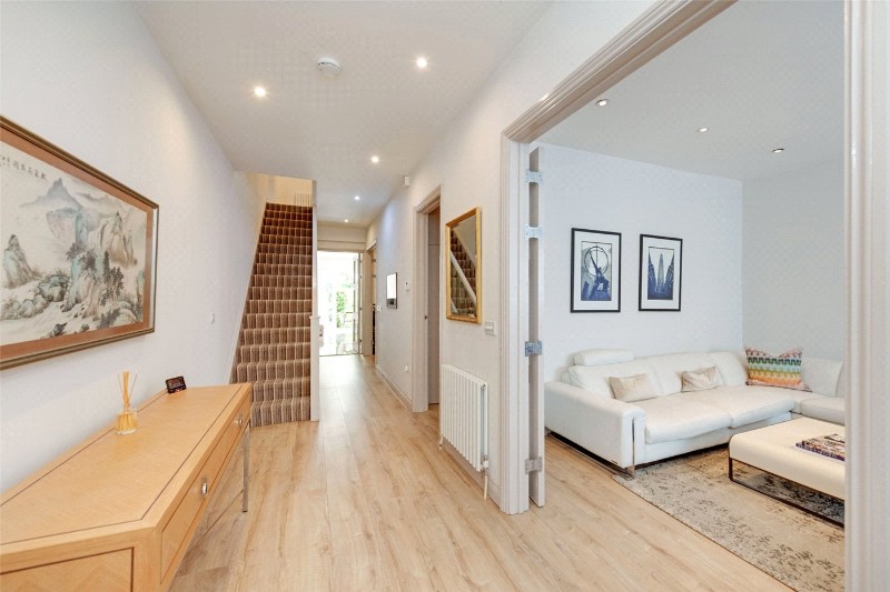The Ridgeway, London, NW11