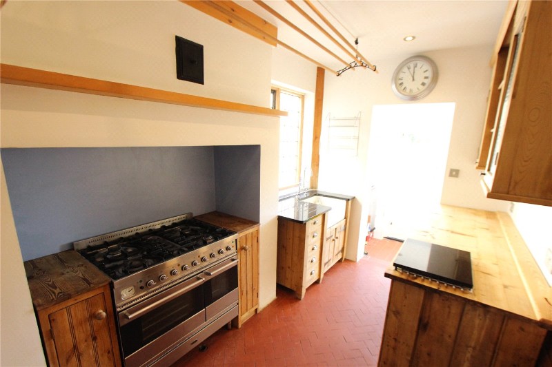 Medway Crescent, Leigh-on-Sea, Essex, SS9