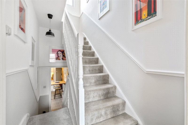 Avenell Road, London, N5