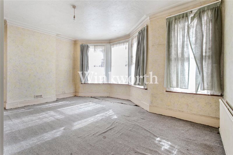 Boundary Road, London, N22