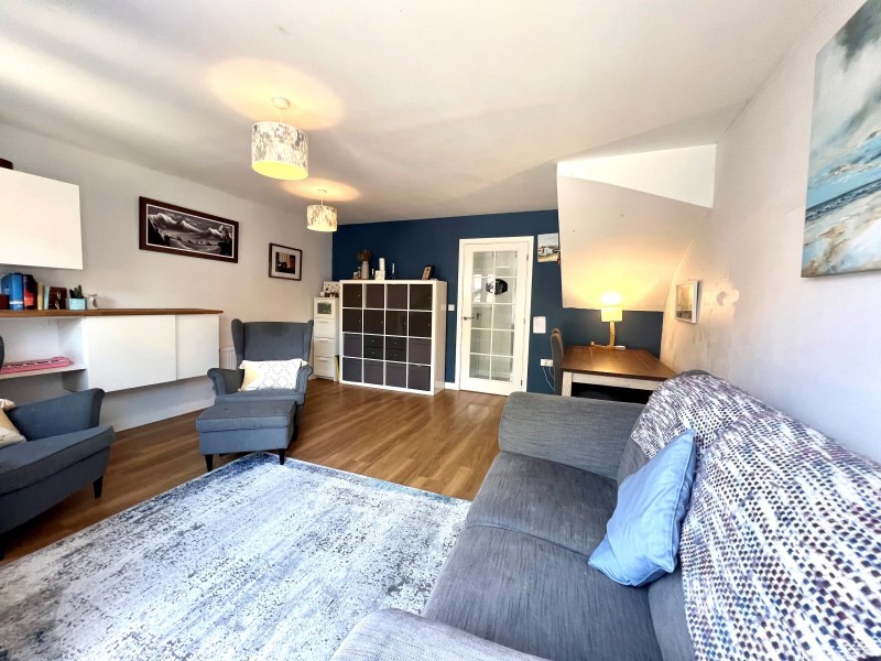 Howes Crescent, Bishopdown, Salisbury, Wiltshire, SP1