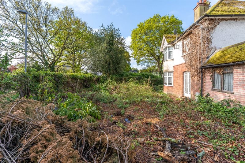 Cedar Drive, Wimborne, Dorset, BH21