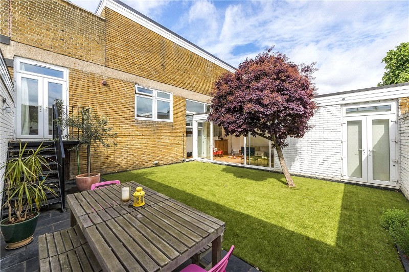 Cherry Laurel Walk, London, SW2