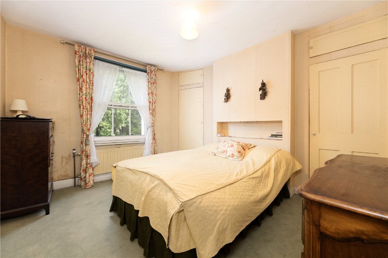 Ponsonby Road, London, SW15