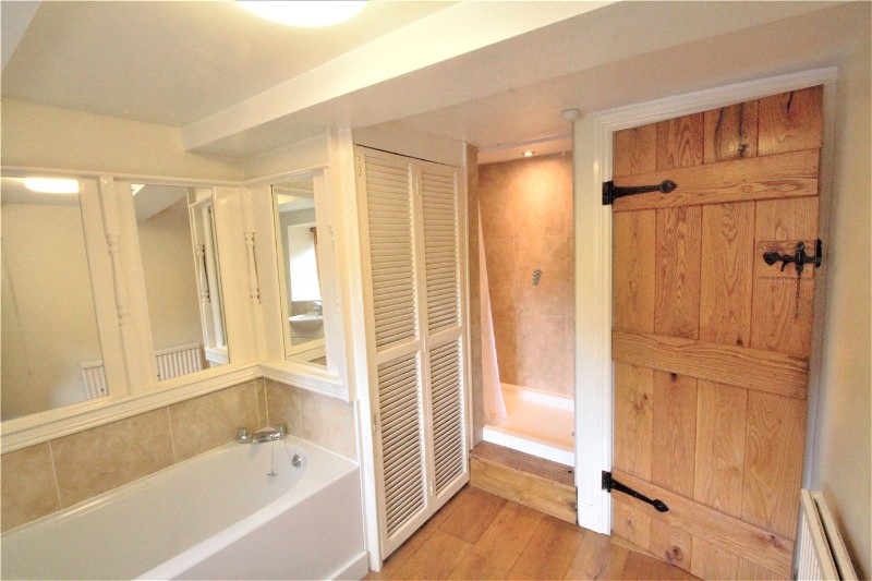 Kilham Lane, Shipton Oliffe, Cheltenham, Gloucestershire, GL54