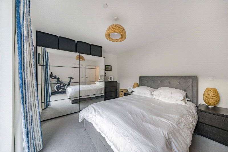 River Rise Close, London, SE8