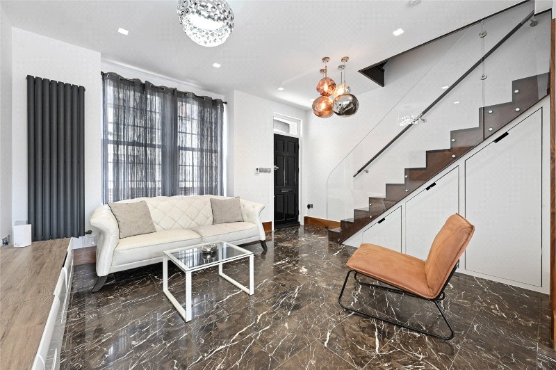 Thorpebank Road, London, W12
