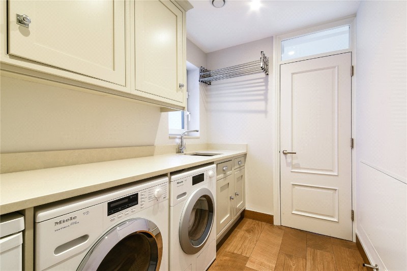 Chipstead Way, Banstead, Surrey, SM7