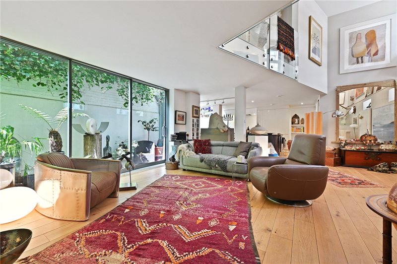 Macklin Street, London, WC2B