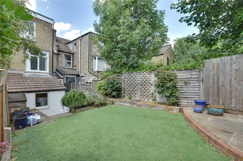 Wellington Gardens, Charlton, London, SE7