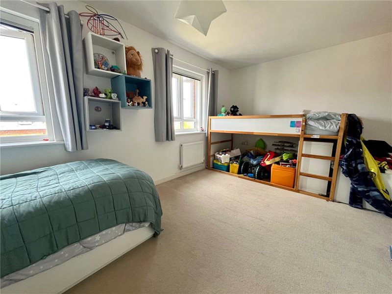 Fetlock Drive, Newbury, Berkshire, RG14