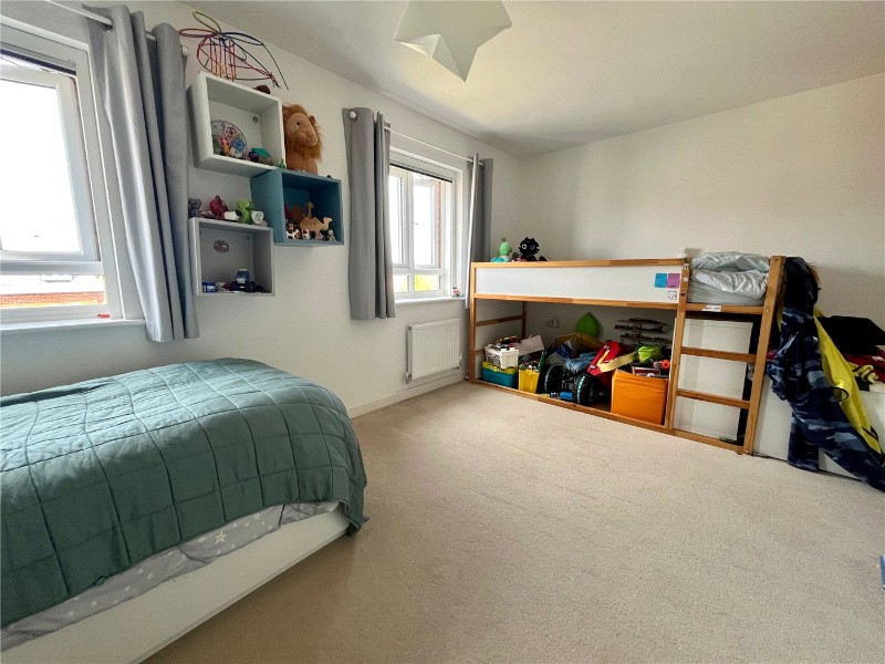 Fetlock Drive, Newbury, Berkshire, RG14