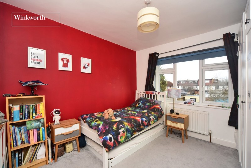 Elmstead Gardens, Worcester Park, Surrey, KT4