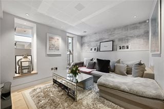 Lonsdale Road, London, W11