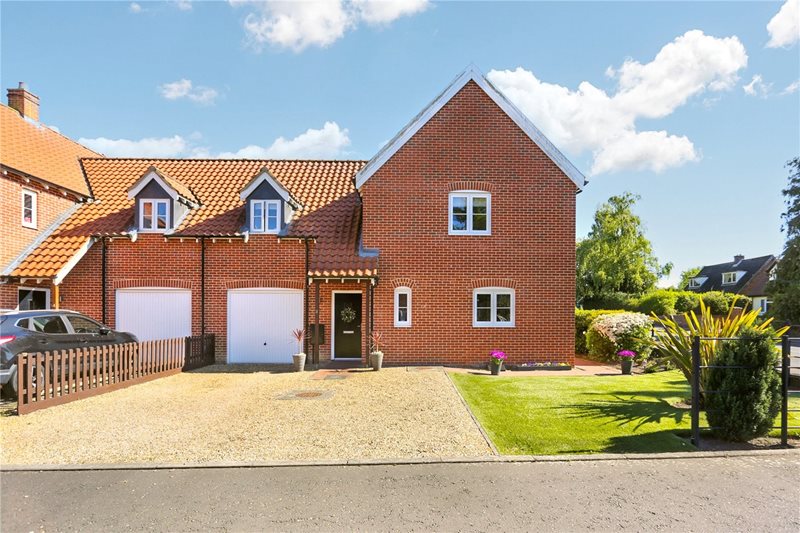 Ron Fielder Close, Salhouse, Norwich, Norfolk, NR13