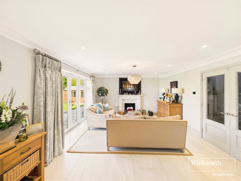 Sheffield Close, Pangbourne, Reading, Berkshire, RG8