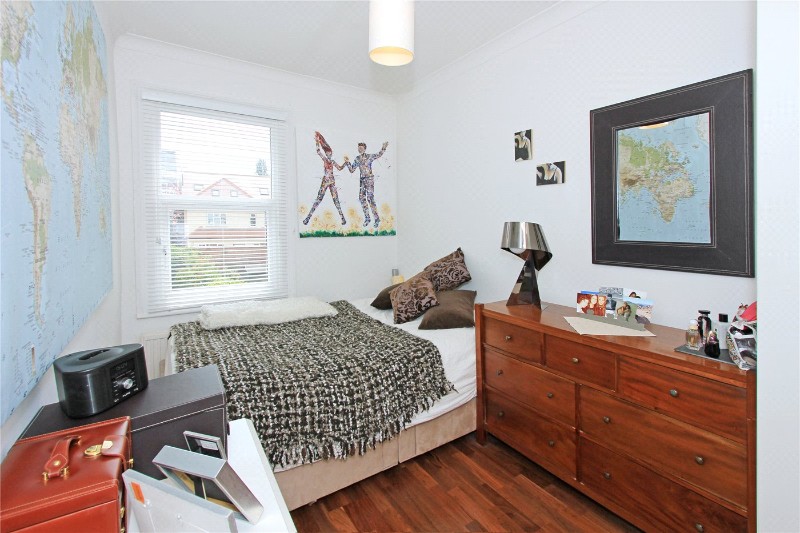 Station Road, Finchley, London, N3
