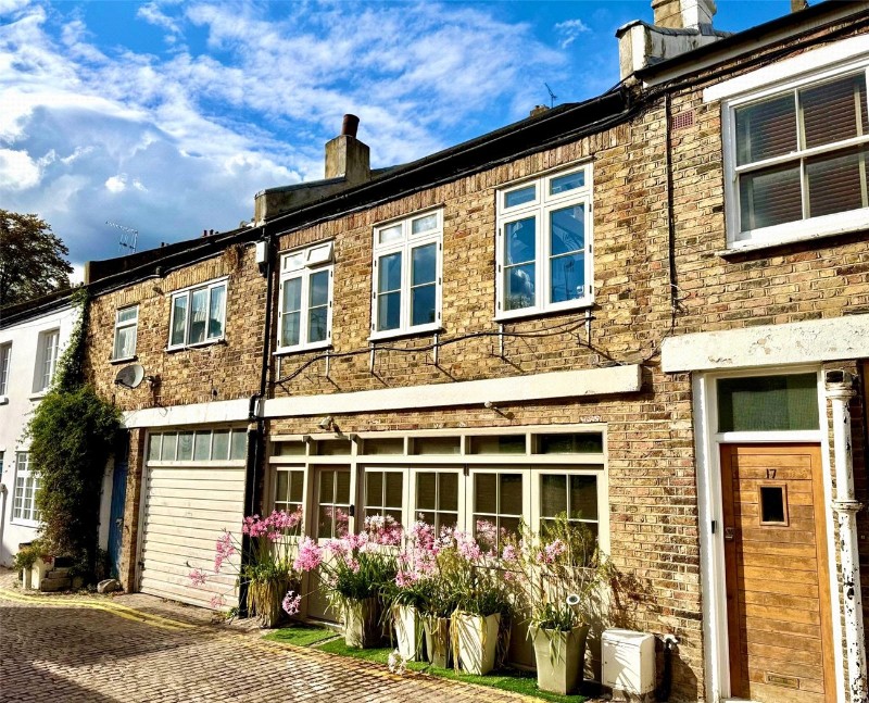 Colville Mews, London, W11