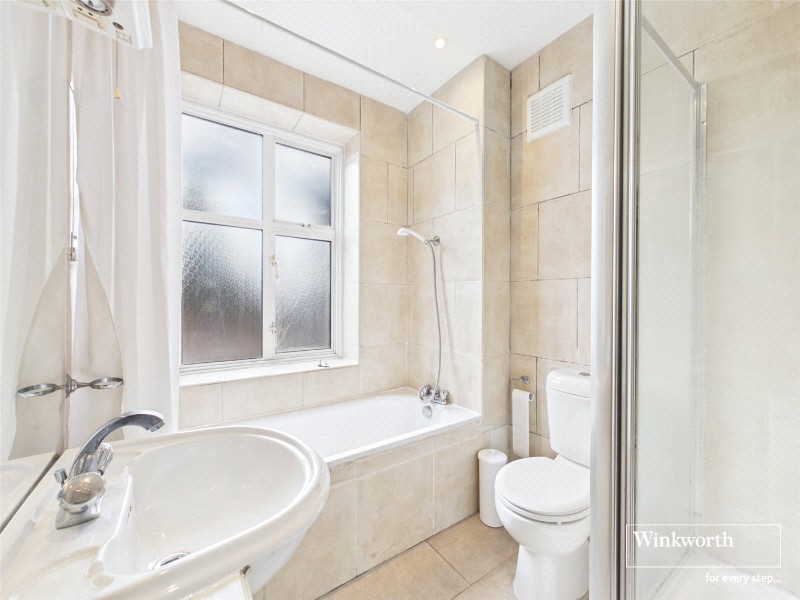 Queens Road, Hendon, London, NW4