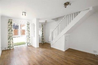 Kestrel Close, Winchester, Hampshire, SO22
