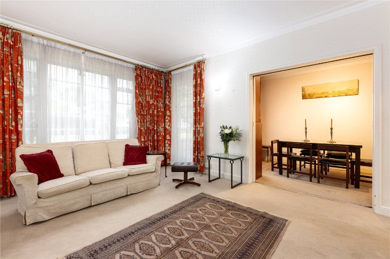 Colebrook Close, London, SW15