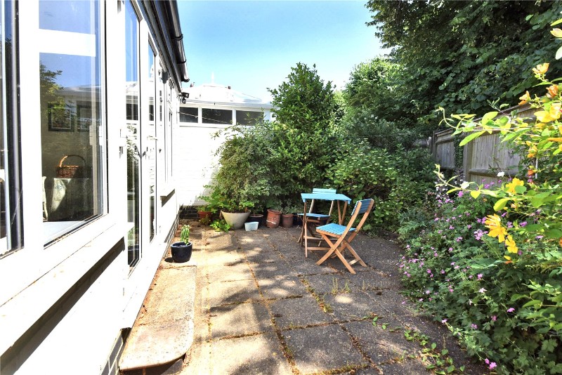 Clifton Place, Banstead, Surrey, SM7