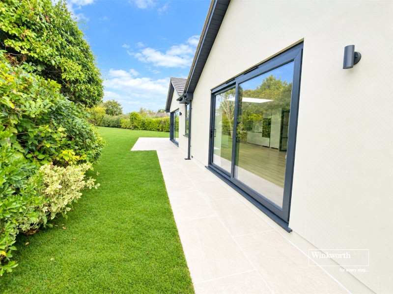 Dunlin Close, Christchurch, Dorset, BH23