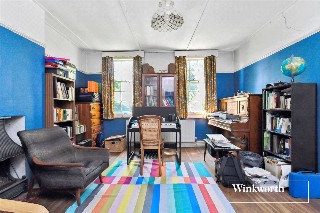 Nether Street, Finchley, London, N3