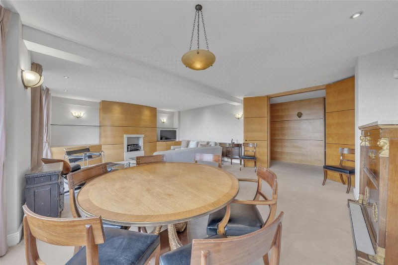 St James Close, St John&#39;s Wood, London, NW8