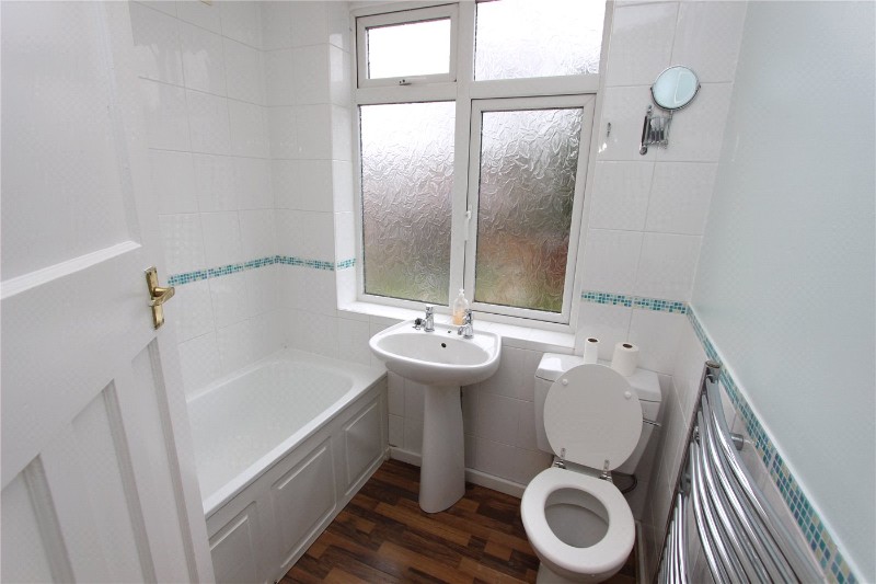 Manchester Drive, Leigh-on-Sea, Essex, SS9