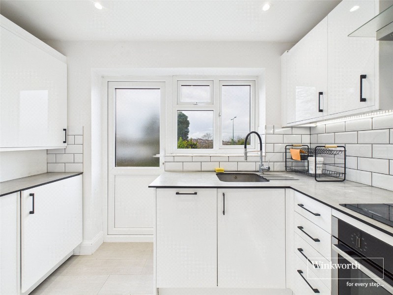 Edgeworth Close, London, NW4