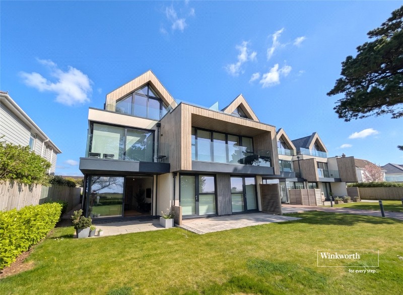 Wharncliffe Road, Highcliffe, Christchurch, Dorset, BH23