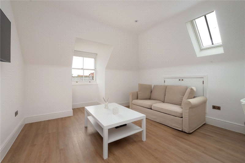 19 The Bayle, Folkestone, Kent, CT20