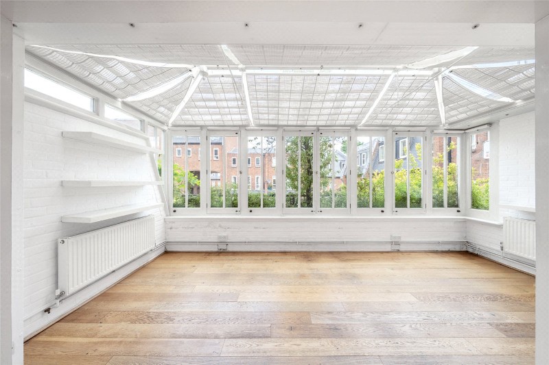 Spencer Walk, London, NW3