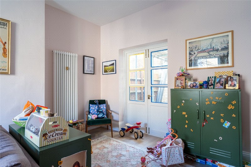 Elm Park, London, SW2