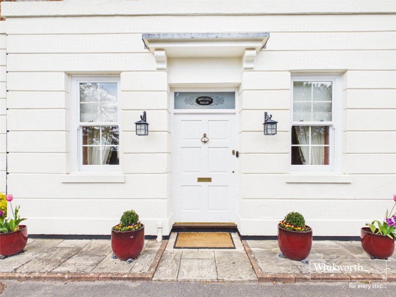 Wayland Close, Bradfield, Reading, Berkshire, RG7