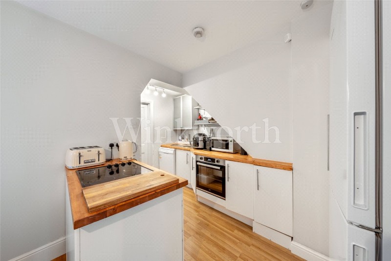 Crewys Road, London, NW2
