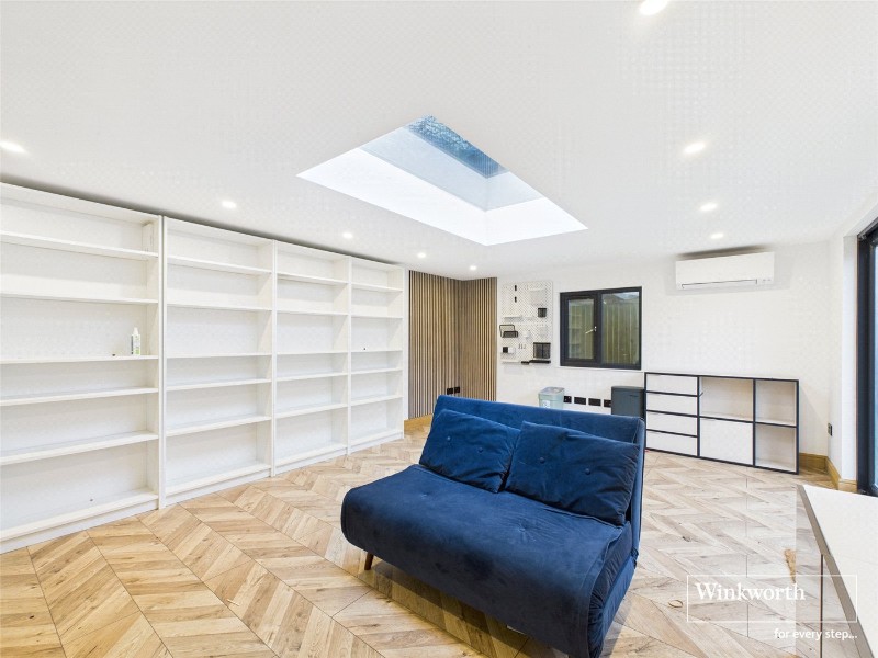 Buxton Avenue, Caversham, Reading, Berkshire, RG4